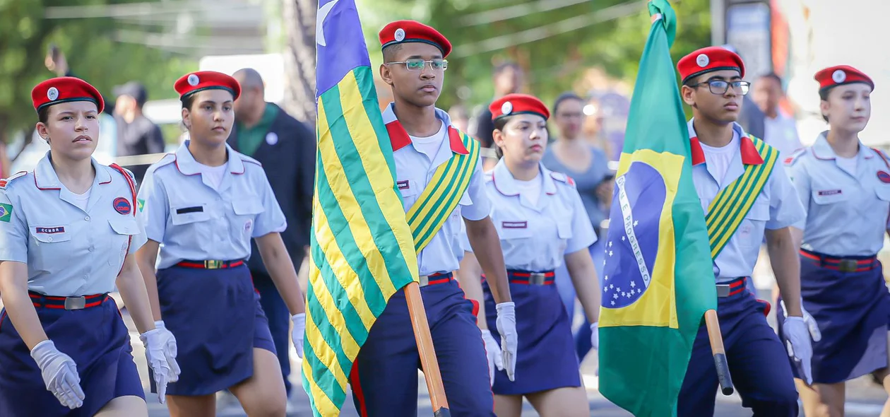 Estudantes no Desfile 7 de Setembro