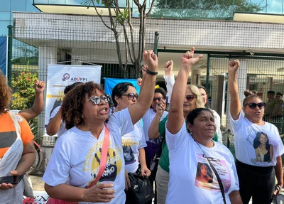 Familiares de Janaína Bezerra à espera do julgamento de Thiago Mayson