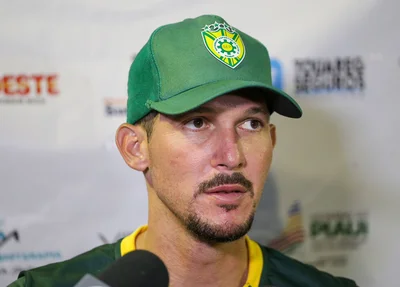 Felipe Sousa, técnico do Picos