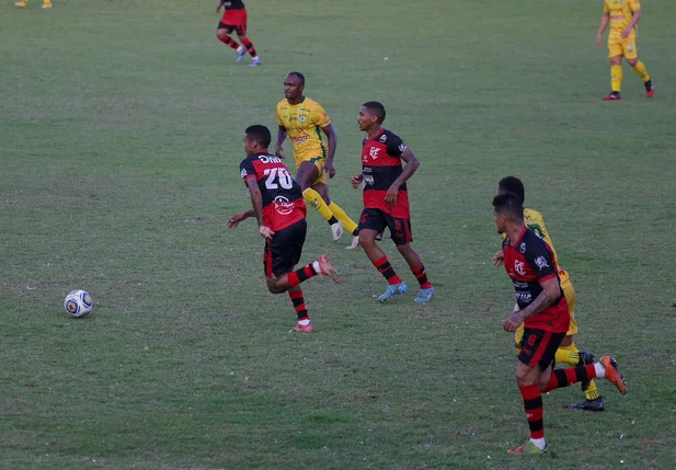 Flamengo-PI e Picos ficaram no 1 a 1 no Lindolfo Monteiro