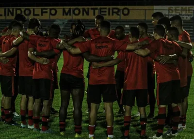 Flamengo-PI vence por goleada o Piauí por 4 a 1