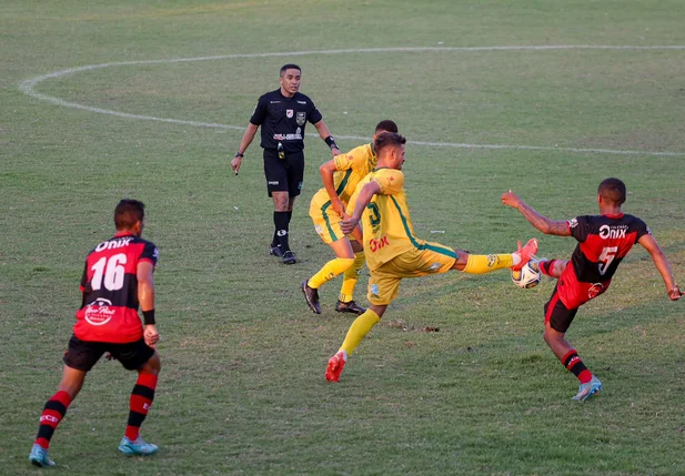 Flamengo-PI x Picos no Lindolfo Monteiro