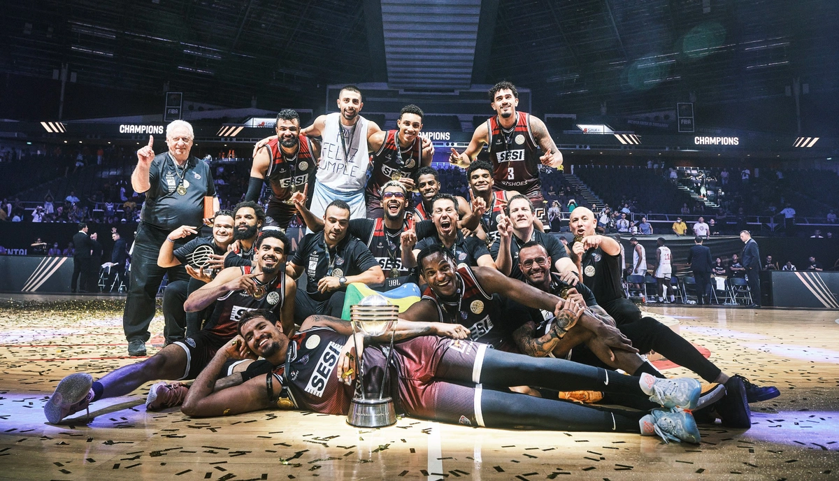 Franca campeão mundial de clubes da FIBA