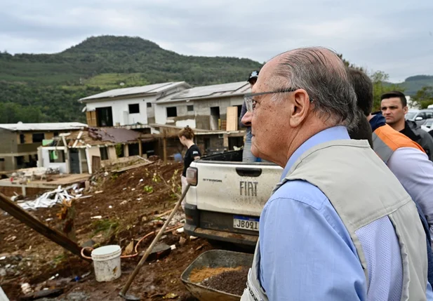 Geraldo Alckmin visitando o Rio Grande do Sul