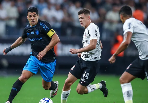 Grêmio e Corinthians empataram em jogo movimentado no Brasileirão