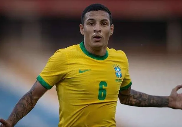 Guilherme Arana foi convocado para a seleção brasileira