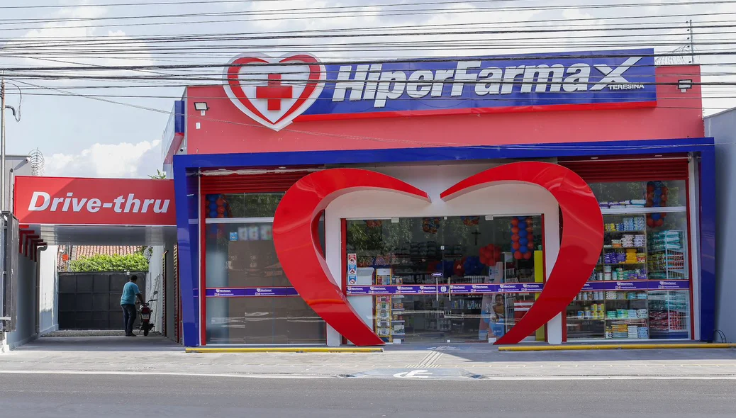 Hiperfarmax da Avenida Universitária