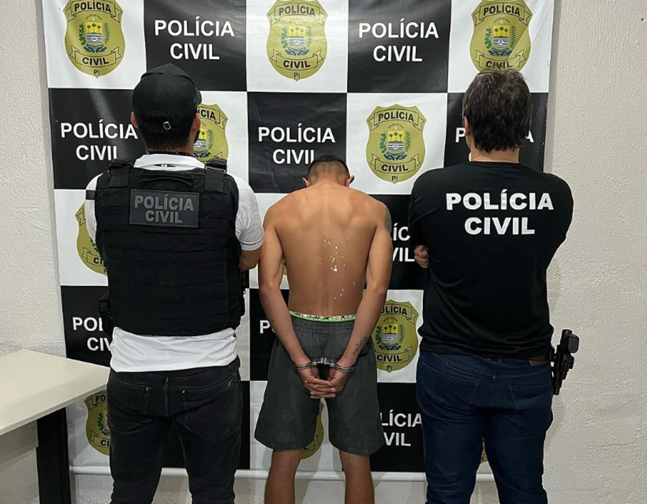 Homem foi preso com pedras de crack