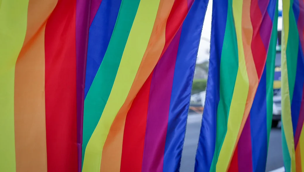 LGBT