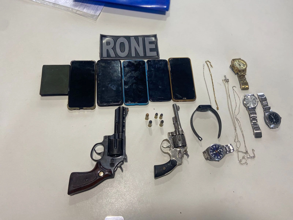 Material apreendido pela polícia