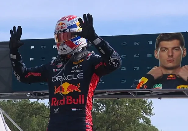 Max Verstappen supera Sainz e vence GP da Itália