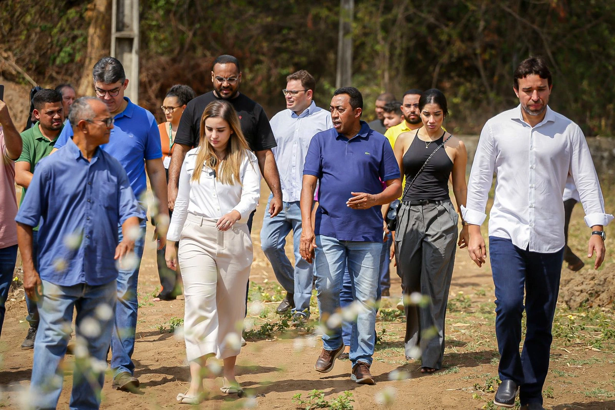 Membros da oposição estiveram no local onde deverá ser construída a Ponte da UFPI