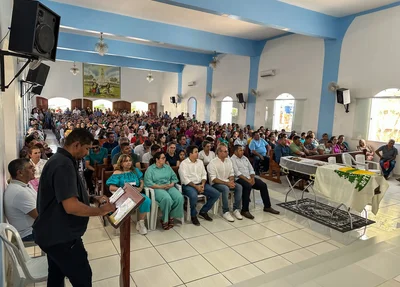 Missa de corpo presente do prefeito Reginaldo de Oliveira Gomes