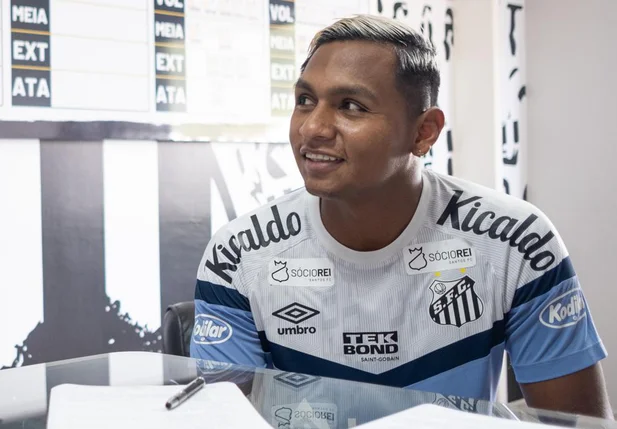 Morelos assinou com o Santos até junho de 2025