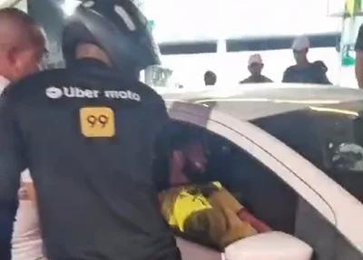 Motorista atropelou motociclista próximo a posto de copmbustíveis
