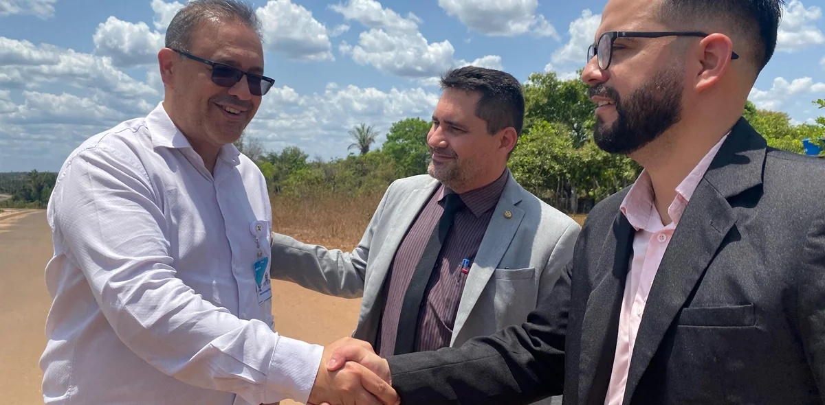 Na visitação teve uma reunião como pauta principal a discussão de detalhes cruciais sobre a construção do conjunto