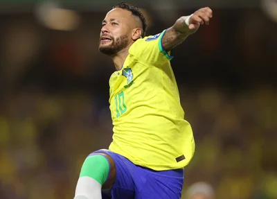 Neymar marcou duas vezes