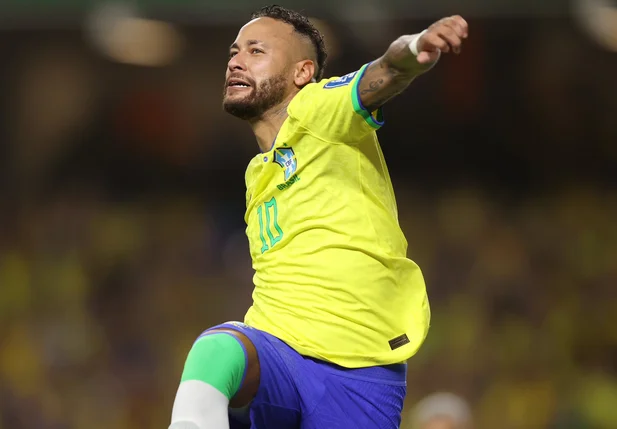 Neymar marcou duas vezes