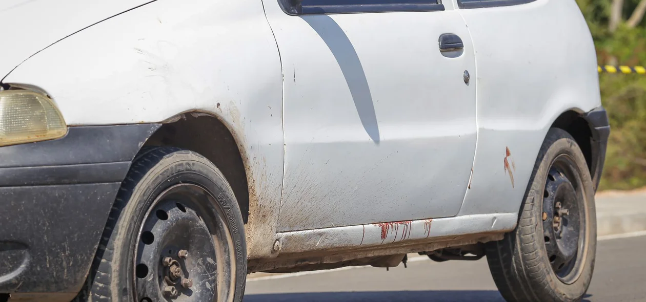 O corpo estava no banco traseiro do carro