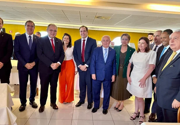 O deputado Florentino Neto se reuniu a Bancada dos estados nordestinos