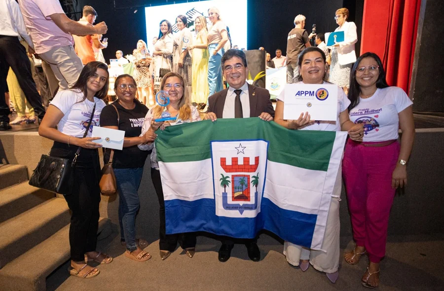 O evento aconteceu na noite de quarta-feira (20)