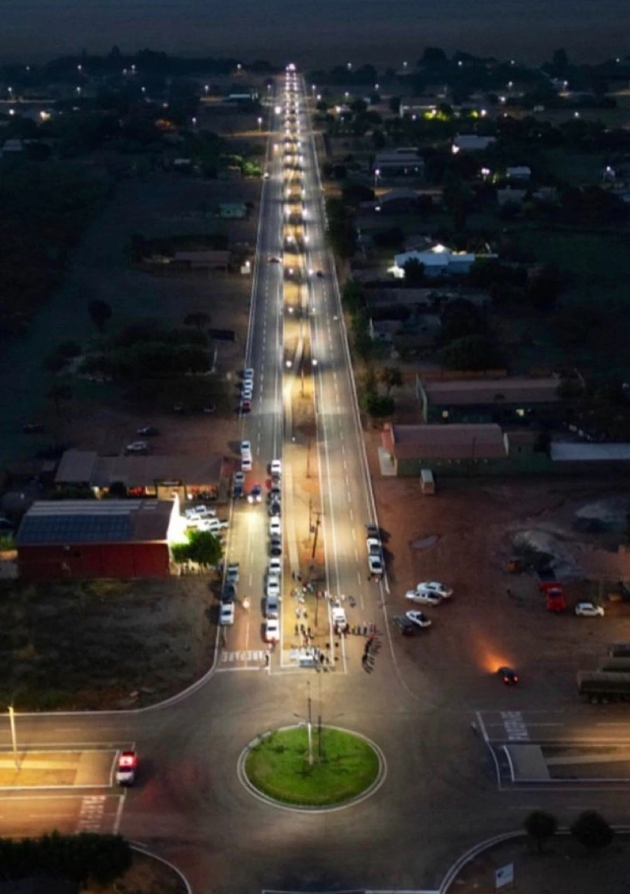 O prefeito dr. Wagner Coelho inaugurou o asfaltamento das principais vias do distrito de Nova Santa Rosa, zona rural de Uruçuí