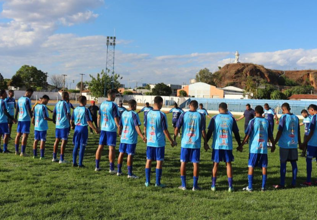 Oeirense se apresenta e inicia preparação para o Piauiense Série B