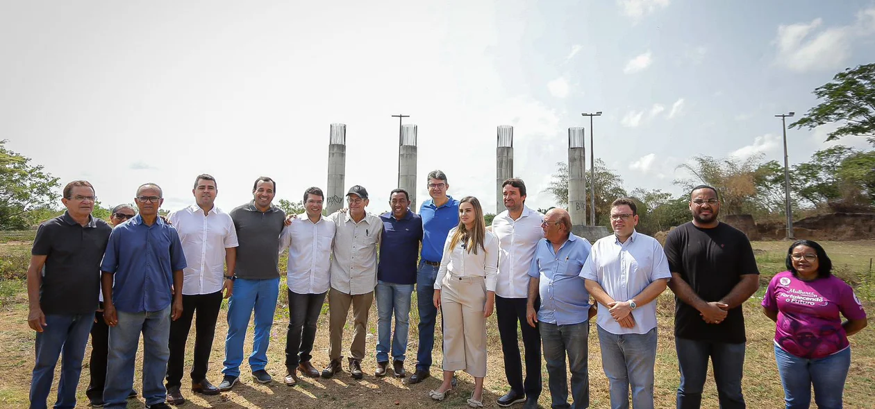 Oposição se reúne para fiscalizar obras da Ponte da UFPI