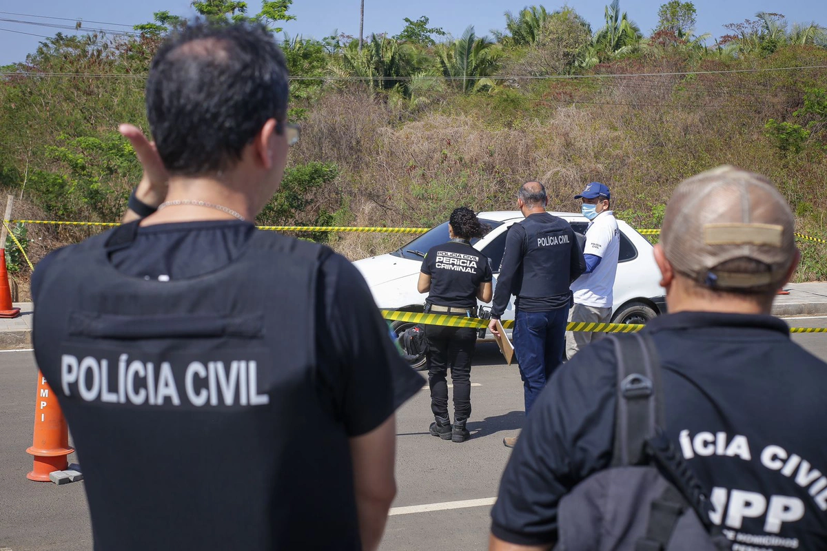 Os policiais do DHPP foram ao local do crime para realizar os primeiros procedimentos investigatórios