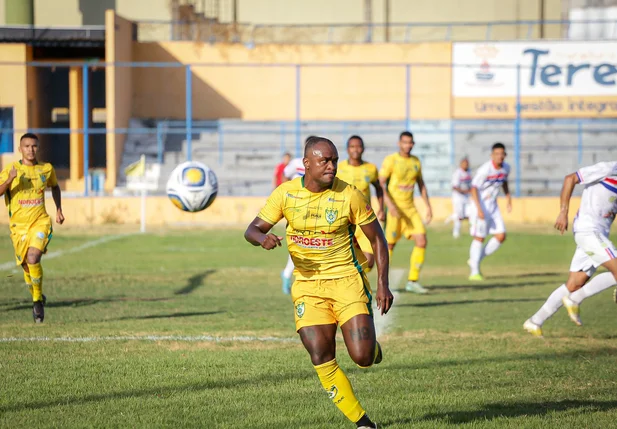Pedro Henrique, jogador da Sociedade Esportiva Picos