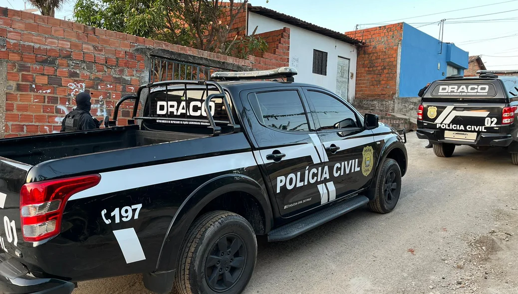 Policiais do DRACO em ação