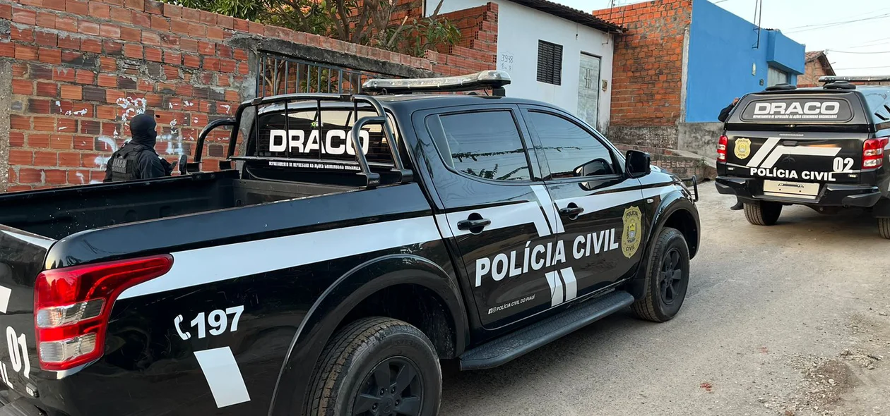 Policiais do DRACO em ação