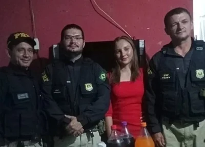 Policiais fazem surpresa para jovem de Piracuruca que sonha ser PRF