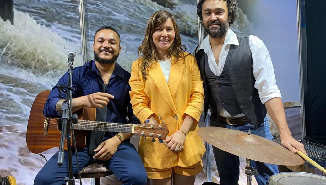 Prefeita Ivanária esteve presente