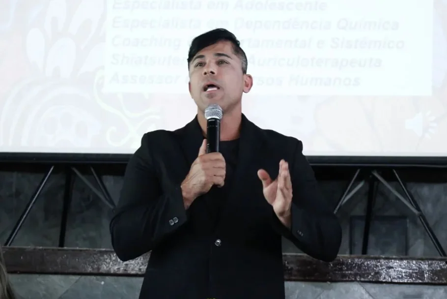 Prefeito Mário Esteves