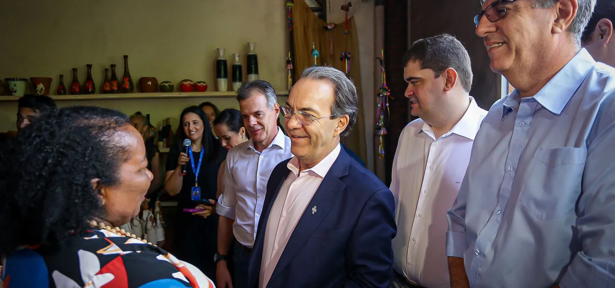 Presidente do Sebrae nacional durante visita ao Poti Velho