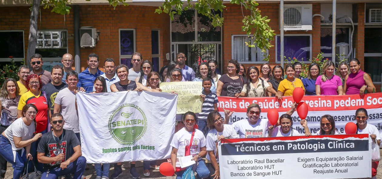Profissionais da saúde em protesto