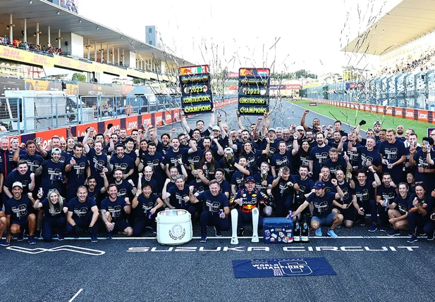 Red Bull comemora sexto título do mundial de construtores