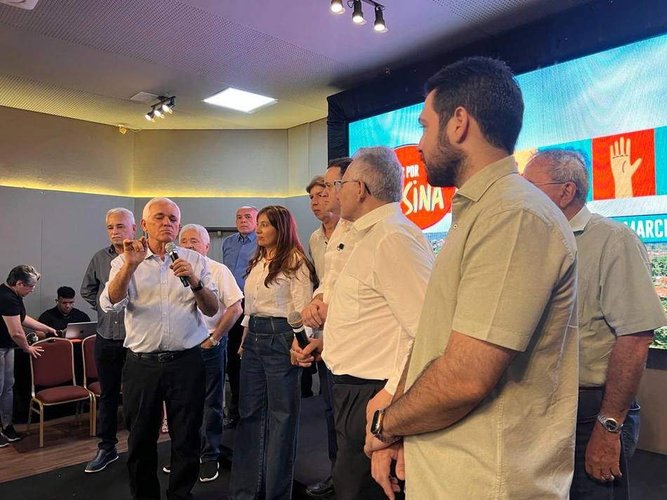 Reunião do médico Paulo Márcio