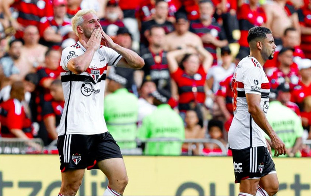 São Paulo venceu o Flamengo com gol de Calleri