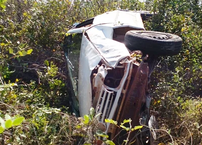 Veículo capota e deixa um morto em Buriti dos Lopes