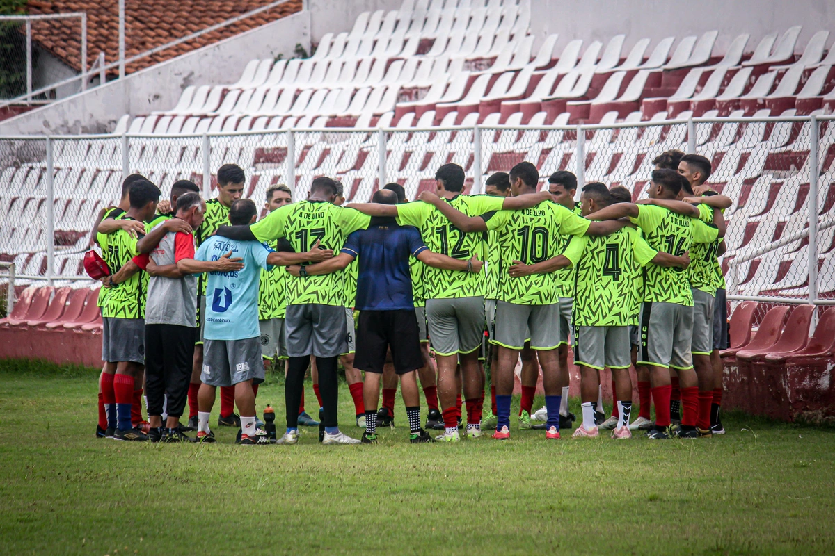 4 de Julho se apresenta restando 14 dias da estreia do Piauiense