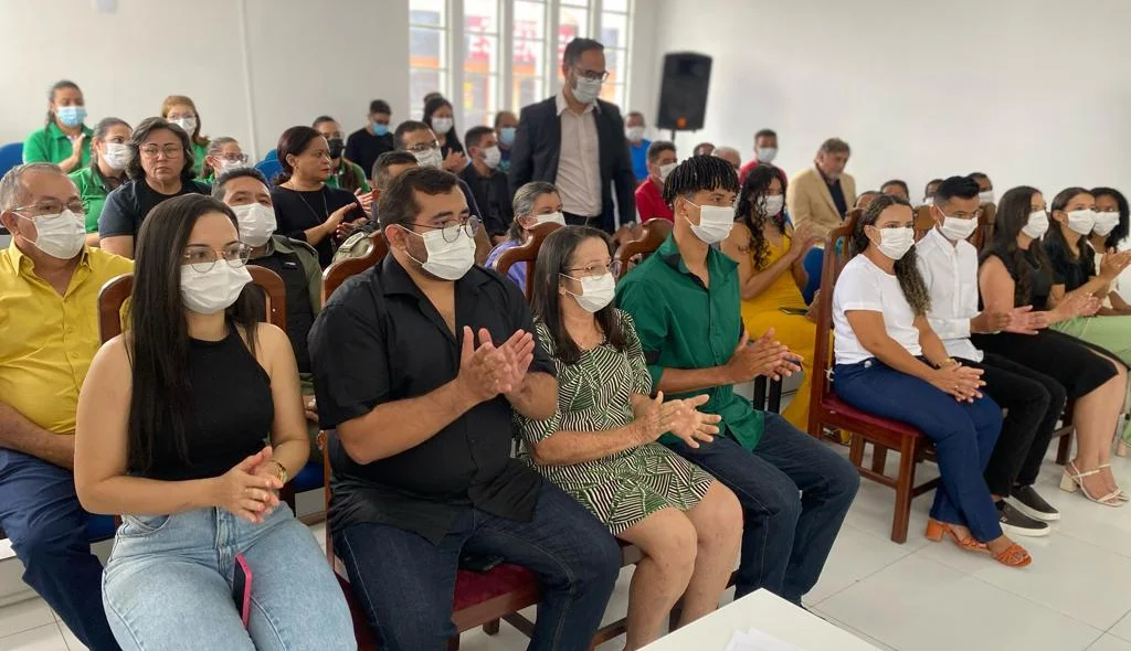 A posse ocorreu na manhã de quarta-feira (10)