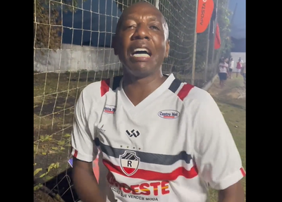 Amaral veste a camisa do River e fala em atuar no clube