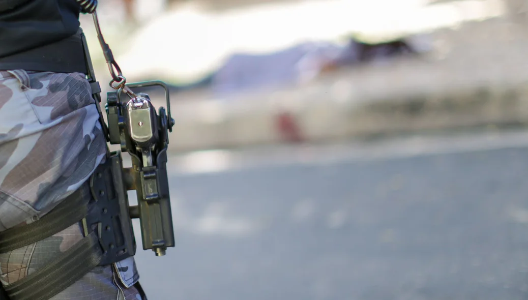 Arma de fogo de uso policial
