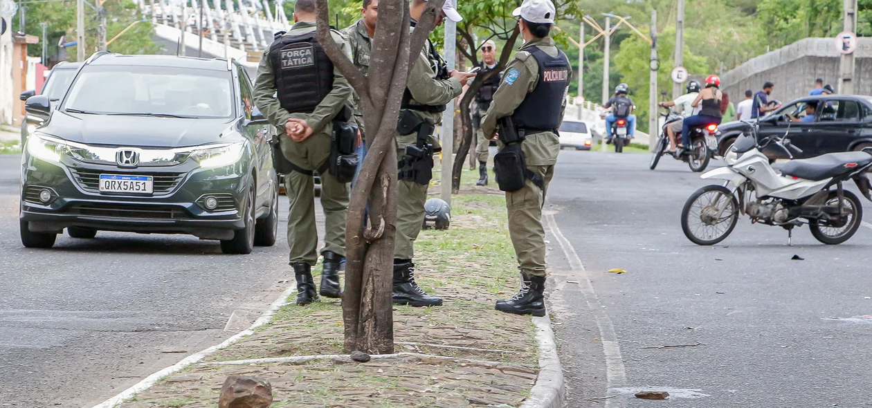 Árvore onde o jovem bateu