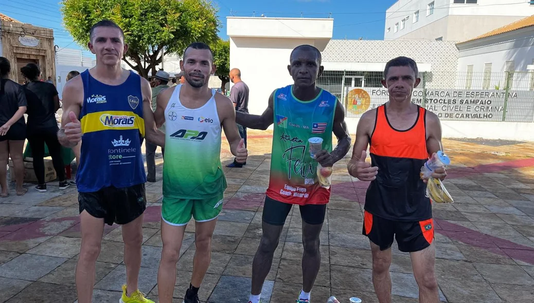 Atletas que participaram da corrida