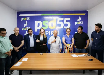 Autoridades presentes no evento de filiação
