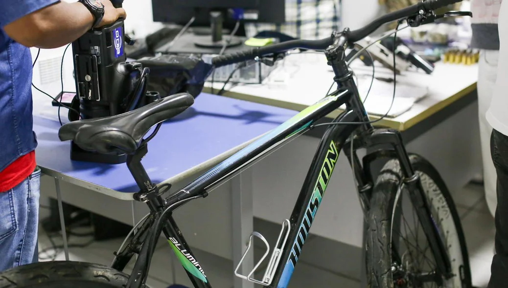 Bicicleta encontrada com os suspeitos