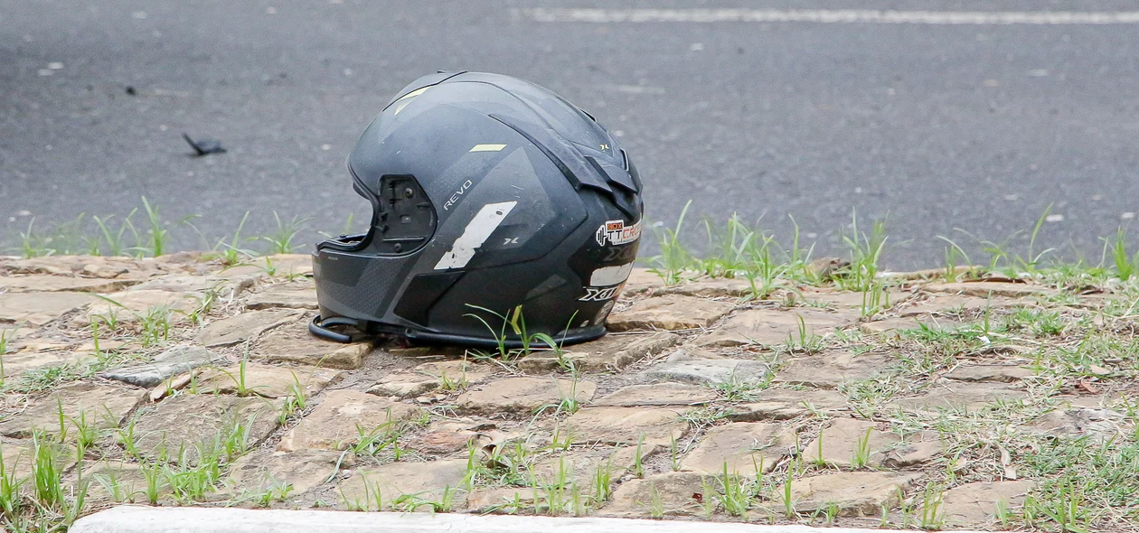 Capacete do Jovem